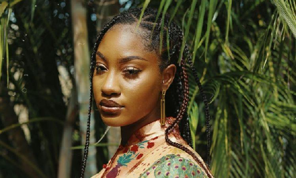 Tems Biography: Age, Background, Music Career, Net Worth, and Personal Life